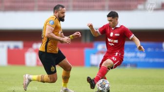 Minta Desain Jersey Persis Musim Depan Diganti, Gibran: Mirip MU, Kalahan!