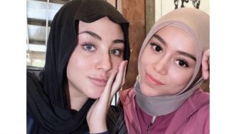 Ikut Rayakan Ultah Ibu Margin Wieheerm, Potret Lesti Kejora Diduga Lepas Hijab Bikin Heboh