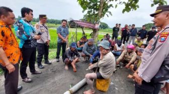 Penambangan Pasir Ilegal di Kediri Diobrak, Polisi Sita Belasan Pipa Bekas