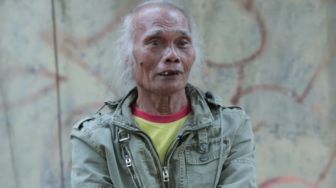 Dulunya Terkenal, Ini  6 Potret Terbaru Diding Boneng, Pemeran Hansip di Film Warkop DKI yang Kini Tinggal di Kontrakan