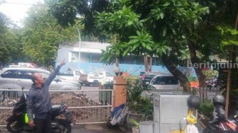 Pemuda Ini Jalan Kaki dari Trenggalek ke Surabaya Lalu Gantung Diri Dekat Polsek