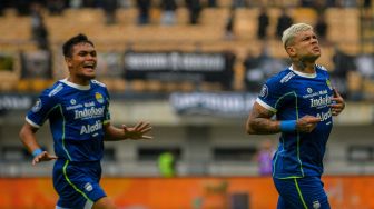 Hasil BRI Liga 1: Ciro Alves Cetak Brace Lawan PSS Sleman, Persib Bandung Kembali Puncaki Klasemen