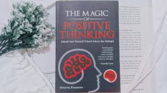 Ulasan Buku 'The Magic of Positive Thinking' Karya Octavia Pramono