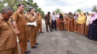 361 Guru PPPK Aceh Besar Gelar Aksi, Begini Kata Pj Bupati