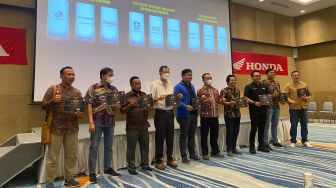 PT Wahana Makmur Sejati Raih Penghargaan Nasional untuk Inovasi Layanan dan Digitalisasi