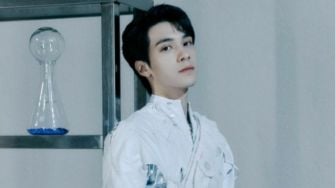 Hendery WayV Ungkap Tak Akan Tinggalkan Penggemar Meski Alami Masa Sulit