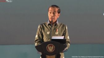 Jokowi Minta Media Massa Teguh Jadi Pilar Demokrasi dan Dukung Pemilu Jujur