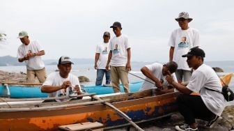 Dibantu Renovasi Perahu, Nelayan di Lampung Selatan Jadi Tambah Semangat Melaut