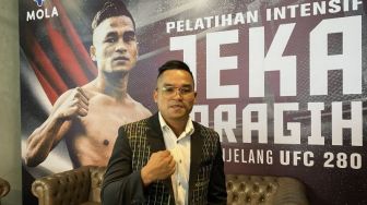 Jeka Saragih Resmi Jadi Petarung Indonesia Pertama di UFC