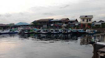 Menikmati Senja Indah di Pelabuhan Tanjung Laut Kalimantan Timur