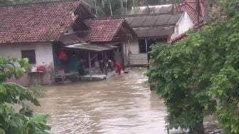 Kali Ulu di Cikarang Meluap, 130 Rumah Terdampak: Ketinggian Air Mencapai 80 Cm