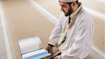 Surah Yasin Full Arab 6 Halaman dan 83 Ayat, Tulisan Jelas LENGKAP dengan Latin