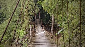 Jembatan Penghubung Balen-Sukosewu Nyaris Putus, Transportasi Warga Lumpuh