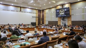 Suasana rapat Kementerian Agama dengan Komisi VIII DPR di Kompleks Parlemen, Jakarta, Rabu (15/2/2023). [ANTARA FOTO/Fauzan].