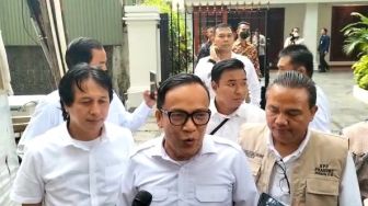 Buntut Rumor Menteri Tampar Wamen, Relawan Prabowo Bakal Laporkan Alifurrahman, Rudi S Kamri, dan Hasto PDIP