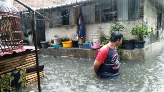 Kota Solo Dikepung Banjir, 4 Kecamatan Terendam, Gibran Nyatakan Belum Darurat Bencana