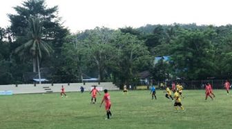 Melihat Kampung Sepak Bola Tulehu Maluku, Anak Baru Lahir Langsung Dibawa ke Lapangan Sepak Bola