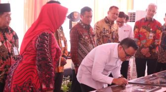 Resmikan MPP di Sragen, Ganjar: Sragen Salah Satu Daerah Pionir Reformasi Birokrasi