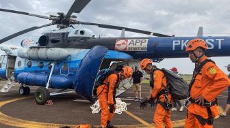 Cuaca Buruk, Kapolri Tambah Personel Upayakan Evakuasi Korban Rombongan Helikopter Kapolda Jambi Lewat Jalur Darat