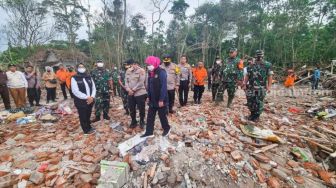 Ledakan Dahsyat di Blitar, Gubernur dan Kapolda ke Lokasi, Pemasok Bahan Petasan Diburu