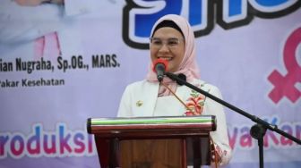 Silsilah Keluarga Nina Agustina, Cabup Indramayu Viral Usai Bawa Nama Eks Kapolri