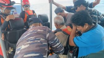 Penumpang Usia 63 Tahun Jatuh ke Perairan Karimata Ditemukan Selamat Terdampar di Pulau Pandan