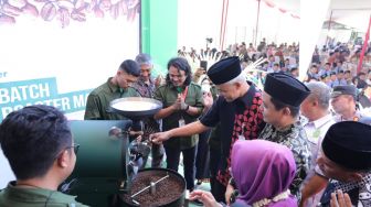 Siapkan Tenaga Kerja Berkualitas, Ganjar Ajak SMK Gencarkan Pembelajaran Teaching Factory