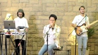 Stevan Pasaribu Kenalkan 2 Lagu Baru di Acara Celeb on Cam