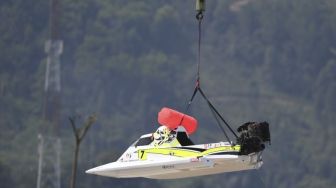 Sesi Kualifikasi Kejuaraan Dunia F1 Powerboat Danau Toba Ditunda Akibat Cuaca Ekstrem