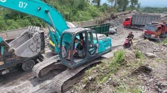 Polresta Magelang Gerebek Tambang Pasir Ilegal di Lereng Gunung Merapi, 5 Orang Diamankan