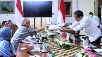 Temui Jokowi di Istana Bogor, Pansel Calon Anggota KPPU 2023-2028 Laporkan 18 Nama Kandidat