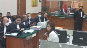Kasus Tilap Barbuk Sabu, Mami Linda yang Ngaku Istri Siri Teddy Minahasa Dituntut 18 Tahun Penjara