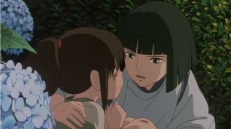 Review Film Ghibli Spirited Away: Petualangan Mendebarkan di Dunia Roh!