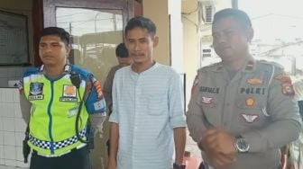 Viral Video Ketua Ormas Berkelahi Dengan Polisi di Jalan Raya, Endingnya Minta Maaf