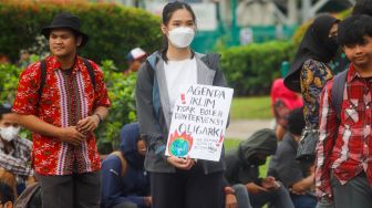 Dilema Gen Z, Peduli Isu Lingkungan tapi Masih Kecanduan Fast Fashion