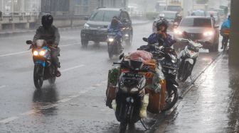 Banten Diprediksi Diguyur Hujan Lebat dan Angin Kencang
