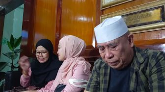 Nani Wijaya Tak Bisa Dijenguk, Latief Sitepu dan Lulu Zakaria Nangis Melihat Kondisi Sahabatnya