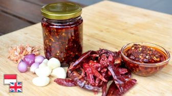 Resep Chili Oil ala Chef Devina Hermawan, Simpel dan Serbaguna Banget