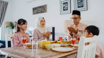 Doa Berbuka Puasa Ramadhan 2023, Jangan Lupa Berdoa agar Lebih Berkah