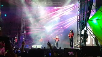 Tutup Everblast Festival 2023 Hari Pertama, The Changcuters Tampil Memukau