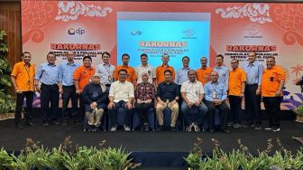 Pos Indonesia dan Ditjen Pajak Mantapkan Kerja Sama Capai Target Penjualan Meterai 2023