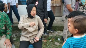 Pilu! Kisah Si Ipin Merawat Ibu yang Depresi dan Empat Adiknya