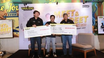 Berkontribusi untuk Bulu Tangkis Indonesia, Waroeng Steak & Shake Beri Apresiasi Coach Herry IP dan Coach Aryono