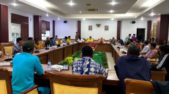 Dana PSPK Ditahan Pemerintah, Warga Galang Mengadu ke DPRD Batam