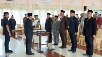 Lantik Empat Pejabat, Ini Pesan Pj Bupati Tebo