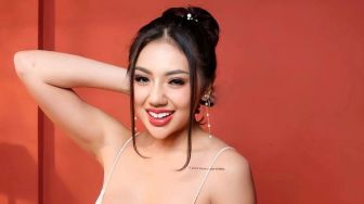 Cerita Amelia, Si Model Foto Nude Hadapi Oknum Fotografer Aneh: Pegang-Pegang Makin ke Bawah