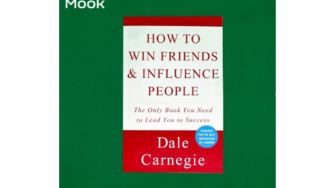 3 Cara Lebih Disukai Menurut Buku How To Win Friends and Influence People