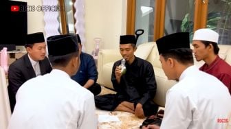 Ria Ricis Ketakutan Rumahnya Bau Melati Tiap Malam Sampai Lakukan Rukyah, Memangnya Ngaruh?