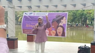 Kekerasan Terus Mengancam Ruang Hidup, Aktivis Perempuan Palembang Gelar Orasi di Taman Kota