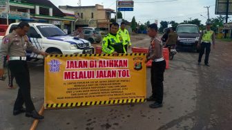 Jalan Lintas Timur di Tulang Bawang Belum Bisa Dilalui Kendaraan karena Banjir